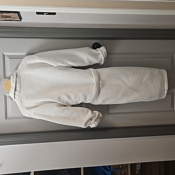 Pottery Barn spa robe - Picture 4 of 6
